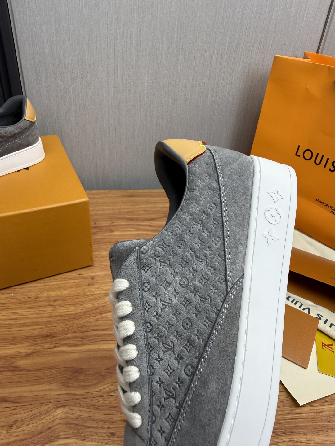 루이비통 신발 135689 Louis Vuitton Shoes 썸네일 이미지