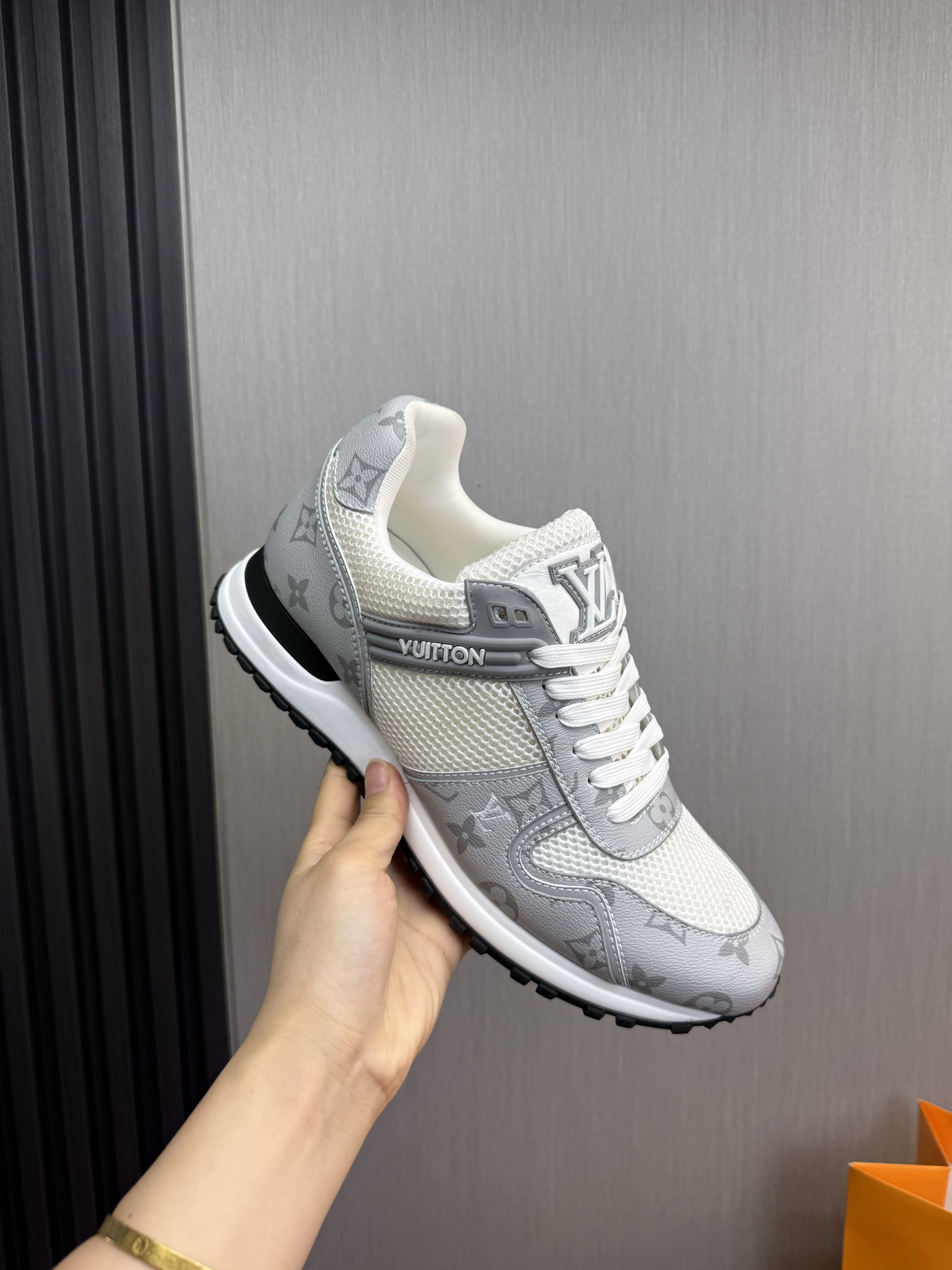 루이비통 신발 135695 Louis Vuitton Shoes 썸네일 이미지