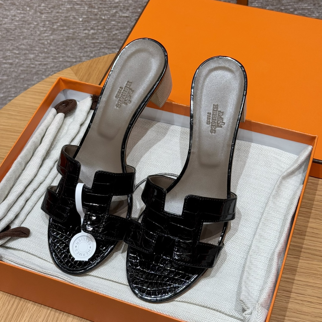 HERMES Crocodile Oasis Epsom Sandales Sandales à une bride Femme Printemps-Automne Mode Classique Peau de Crocodile Cuir Rare
