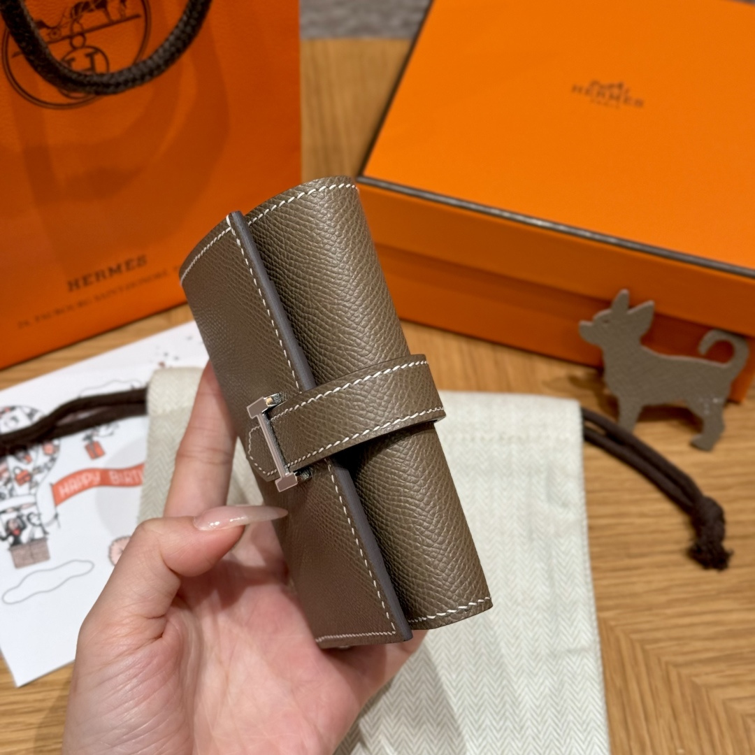 에르메스 지갑 135110 Hermes Wallet 썸네일 이미지