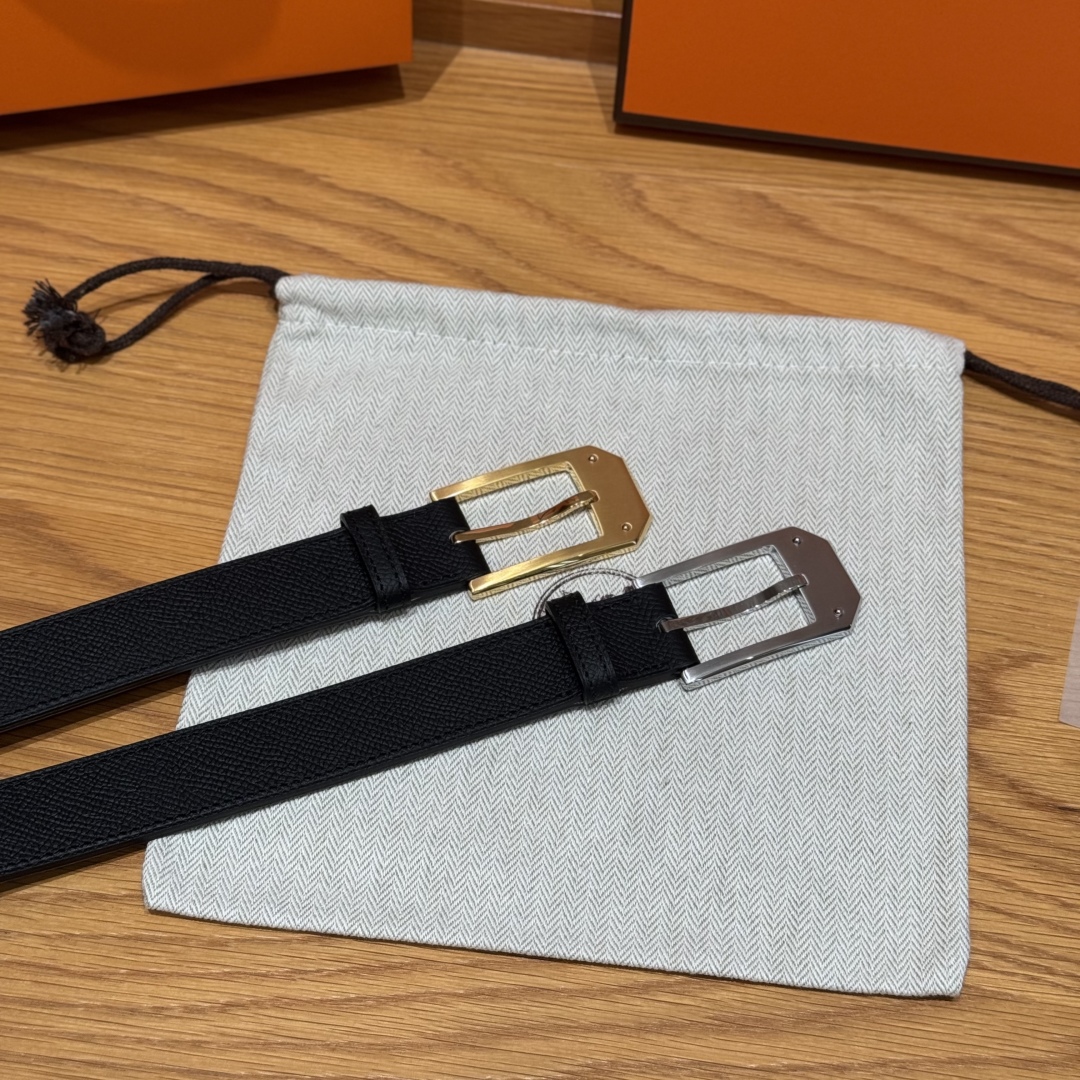 Hermès Epsom Leather Belt with H Buckle, 26mm - Elegant and Versatile 5 cmp i1752744957747 2442 0 3