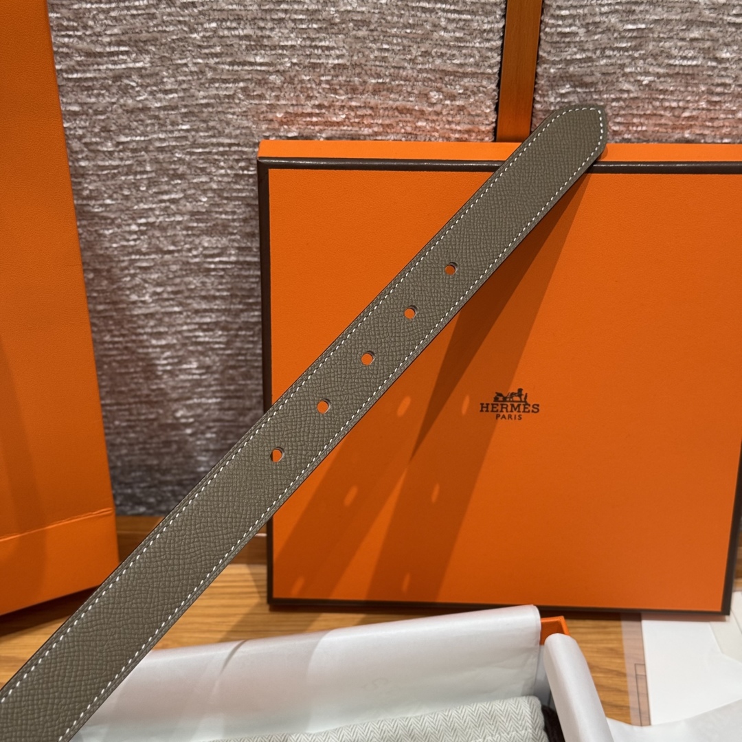 Hermes Epsom Leather Belt with Metal Buckle & 'H' Detail, 26mm Width 8 cmp i1752745019912 4642 0 5