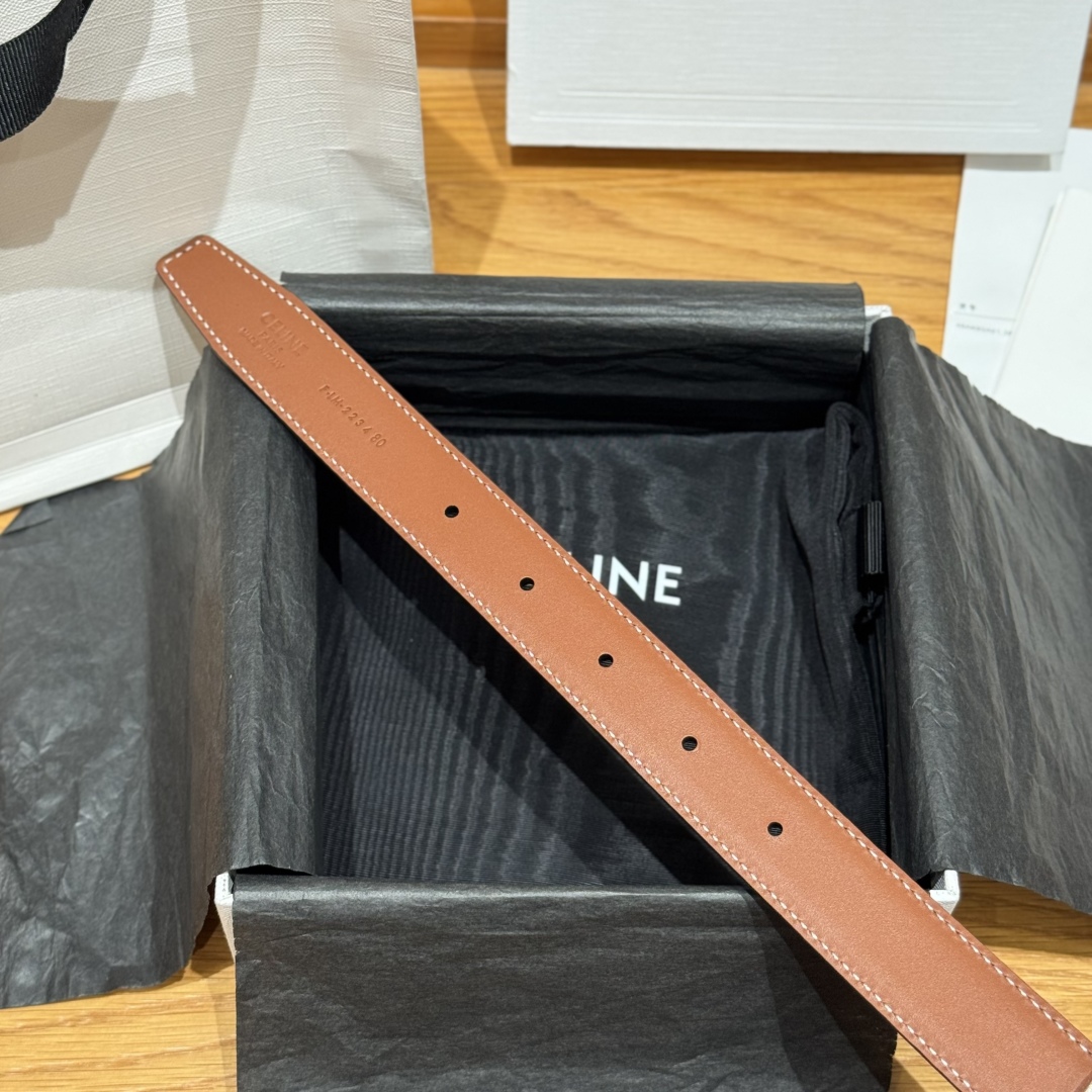 Celine Triomphe 25mm Reversible Belt with Removable Buckle, Tan/Black 8 cmp i1752751621446 8853 0 4