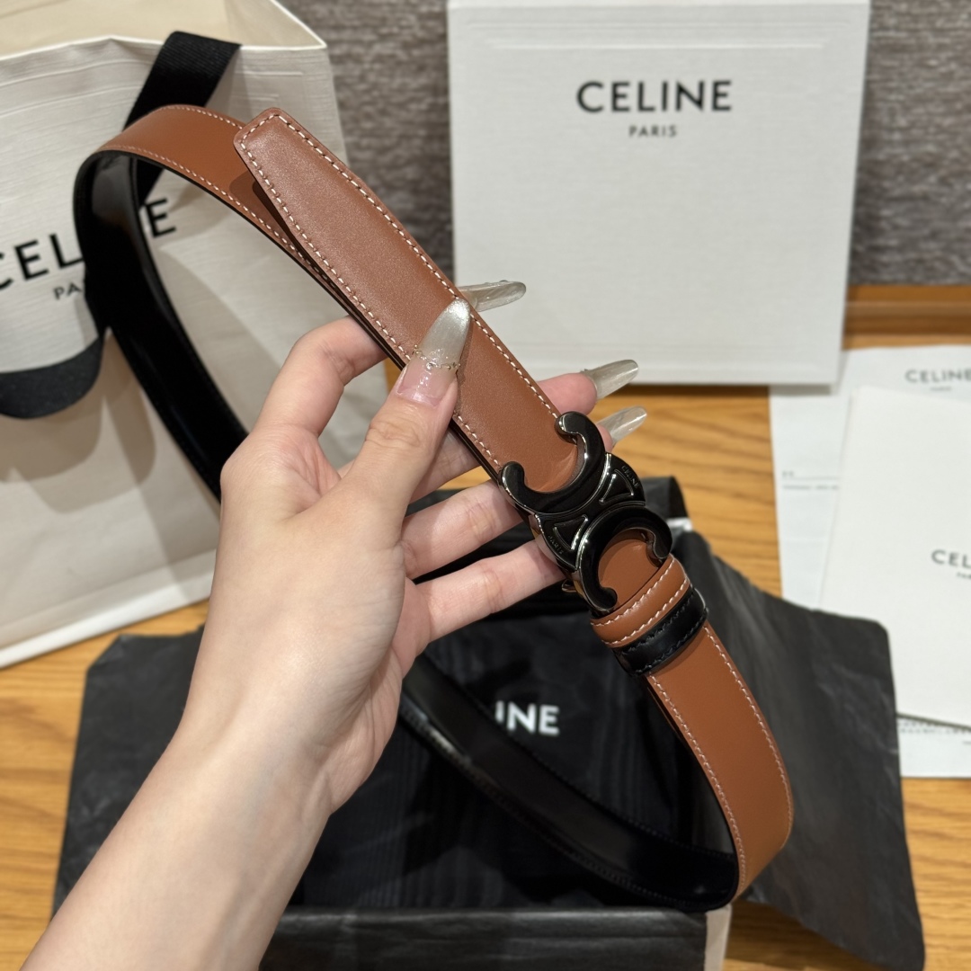 Celine Triomphe 25mm Reversible Belt - Versatile & Stylish Accessory 4 cmp i1752926165842 3275 0 6