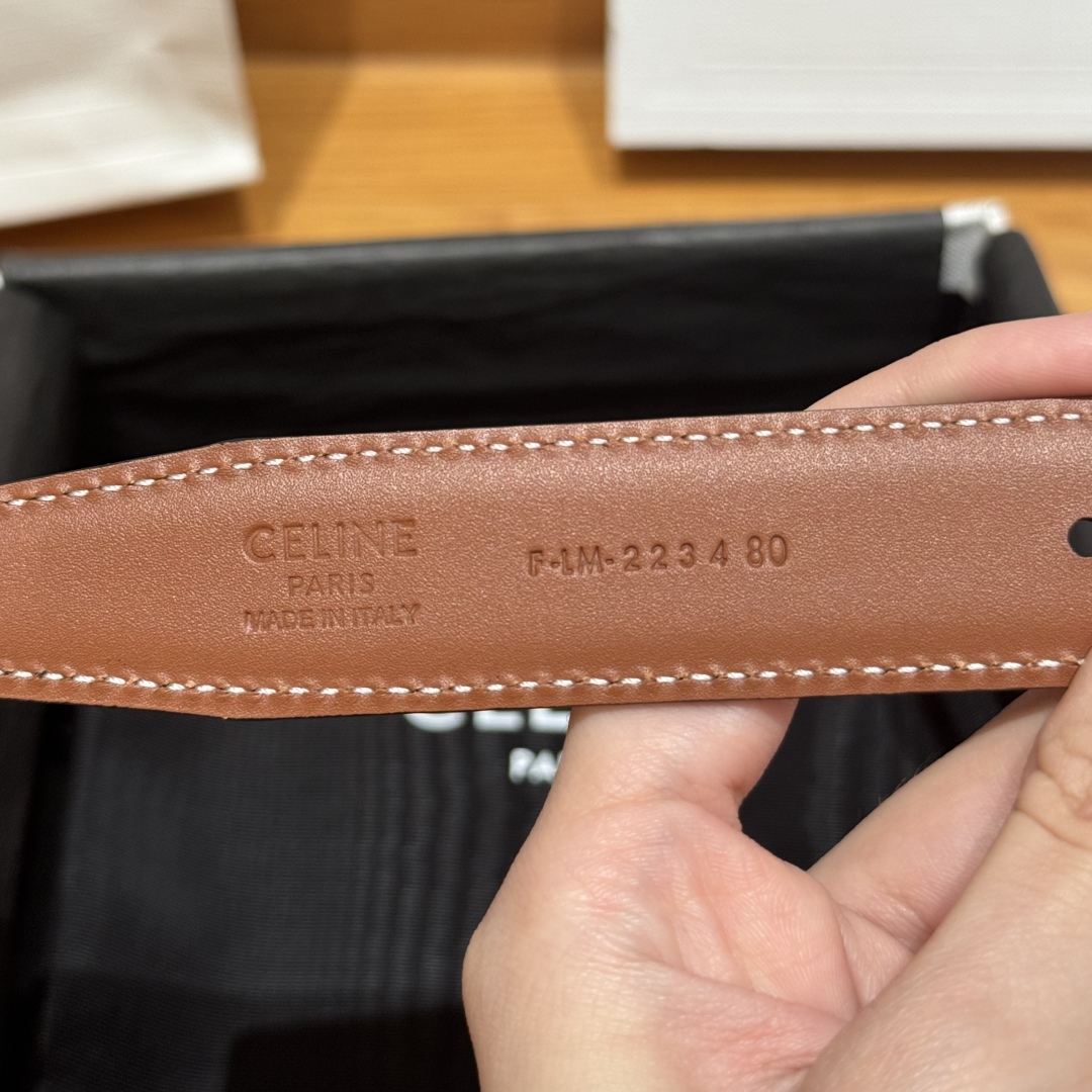Celine TRIOMPHE 25mm Reversible Belt with Removable Buckle - Tan/Black Leather 9 cmp i1752926178970 6342 0 5