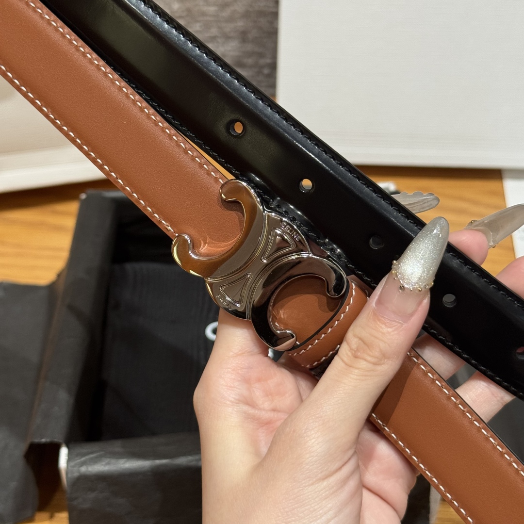 Celine TRIOMPHE 25mm Reversible Belt with Removable Buckle - Tan/Black Leather 6 cmp i1752926178970 6492 0 3