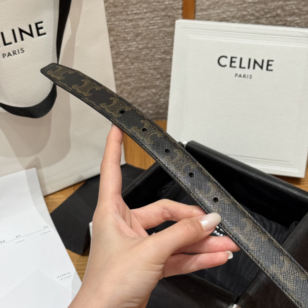 Celine Triomphe Buckle Reversible Belt 25 mm - Iconic Style & Versatility 9 cmp i1757573912165 3863 0 3