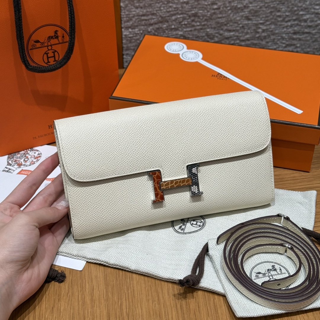 Hermès Constance to go 20cm (Nata)