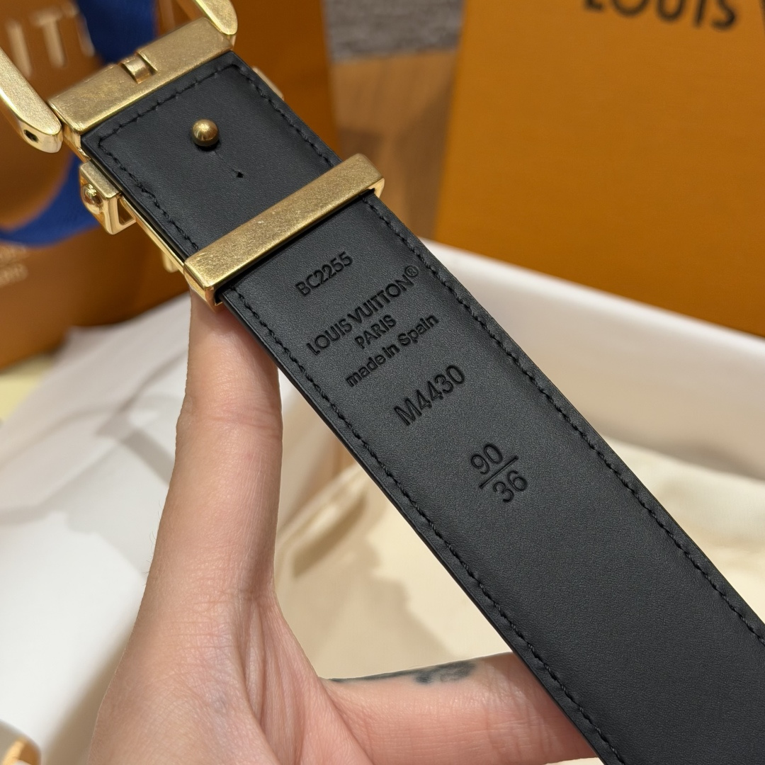 루이비통 JD330-FROG 30mm 리버서블 벨트 상세 이미지 8