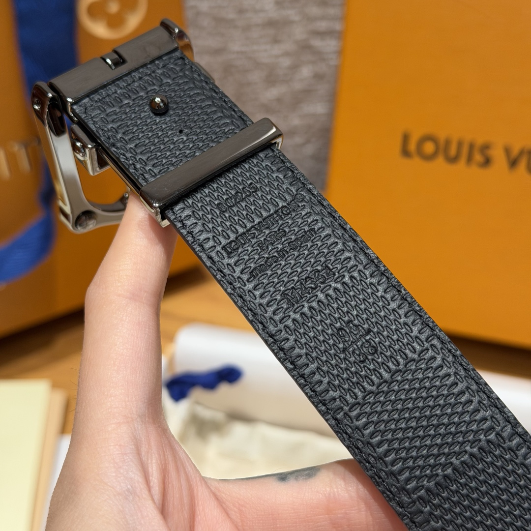 루이비통 JD350-FROG 리버시블 30mm 벨트 상세 이미지 9
