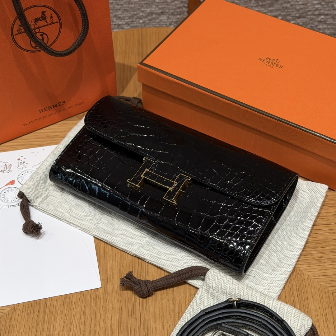 Hermès constance to go