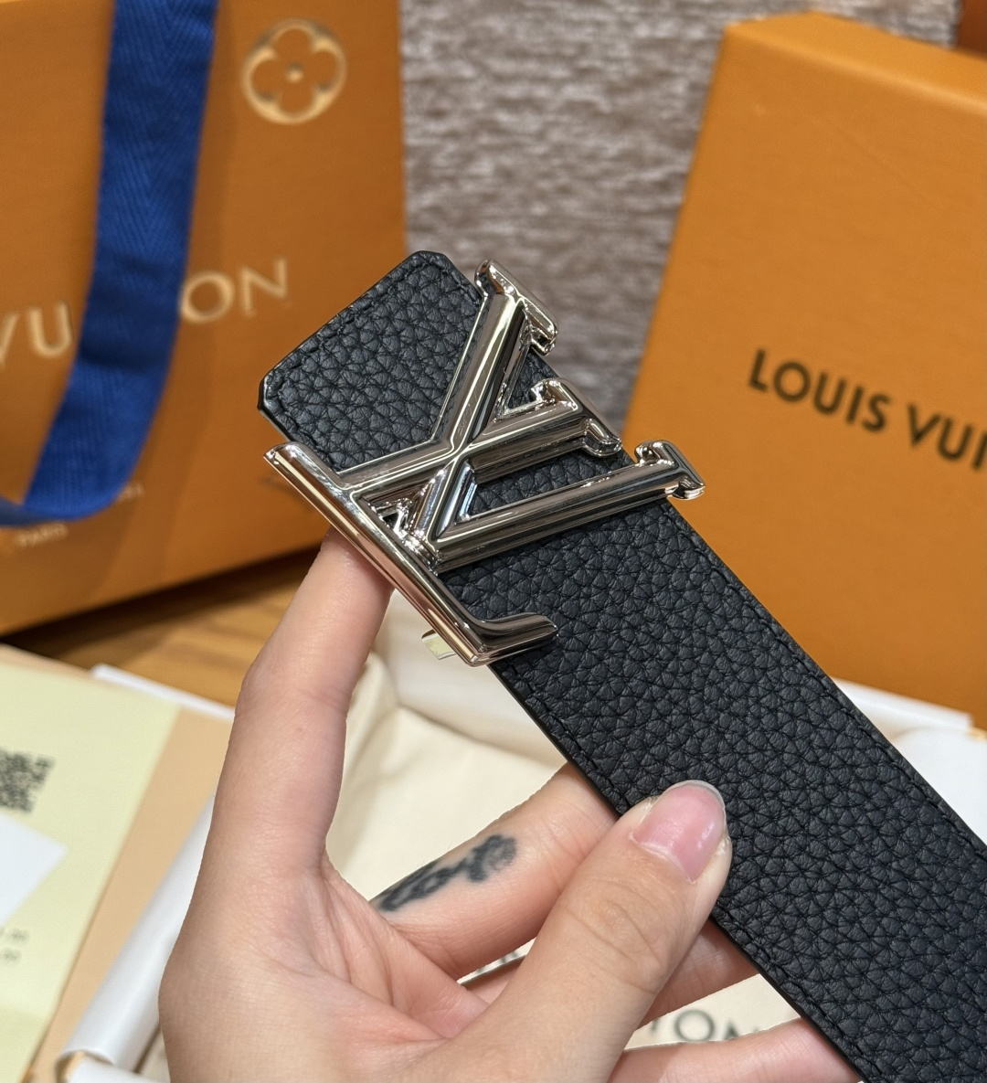 루이비통 JD350 토리옹 40mm 리버서블 벨트 상세 이미지 7