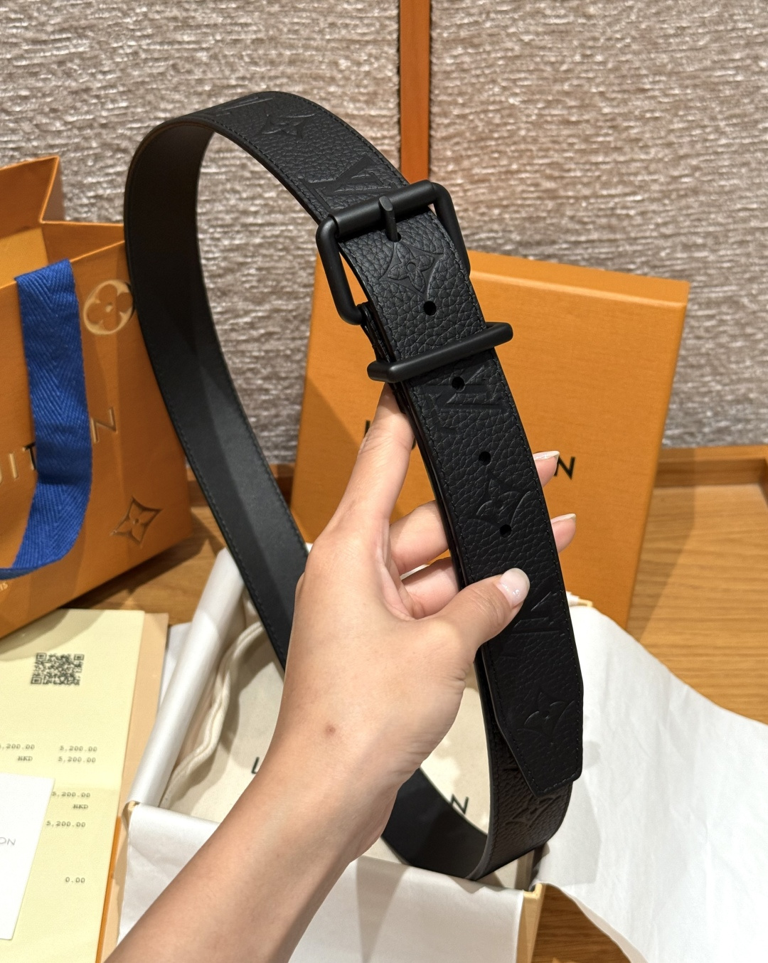 루이비통 블랙 소가죽 모노그램 벨트 35mm 상세 이미지 3