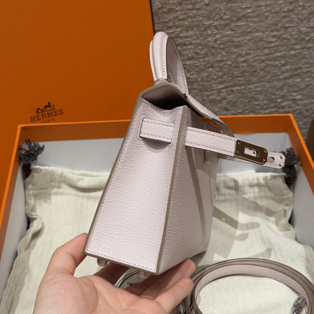 에르메스 미니 켈리 2 몽환적인 퍼플 실버 하드웨어 18247