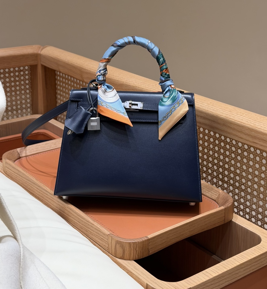 Hermès Kelly 25cm (Blue saphir)