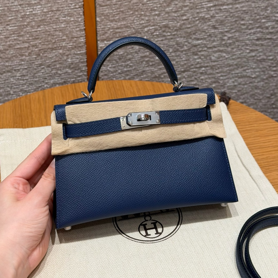 NO:852183,Kelly 19cm second generation, dark blue, original cowhide leather palmprint imported from France, silver buckle, high-end handmade exclusive customization, hand-made nails, hand-engraved hardware, stainless steel diode 18k hardware, Hermes, hermes, cowhide, Hermes,19860909Kelly 19cm二代,深蓝,法国进口原厂牛皮掌纹,银扣,高级全手工专属定制纯手工手打钉,手刻五金,精钢电渡18k五金,爱马仕,hermes,cowhide,Hermes,,Bag