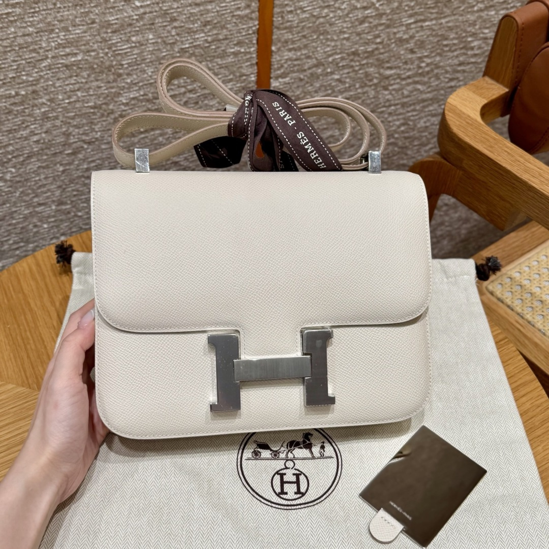 Hermès 24cm (Craie)