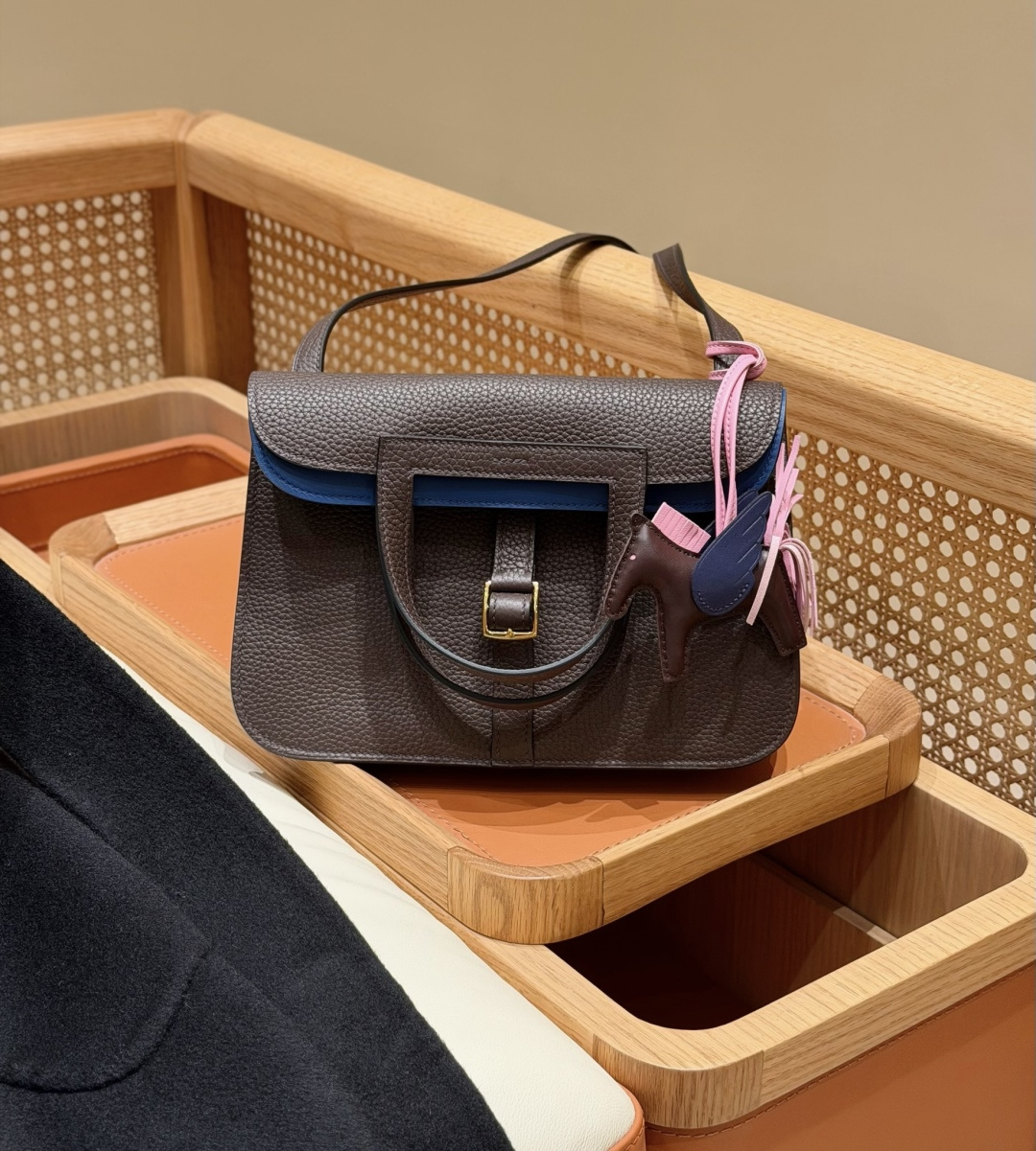 Hermès Halzan 25cm (Macassar)