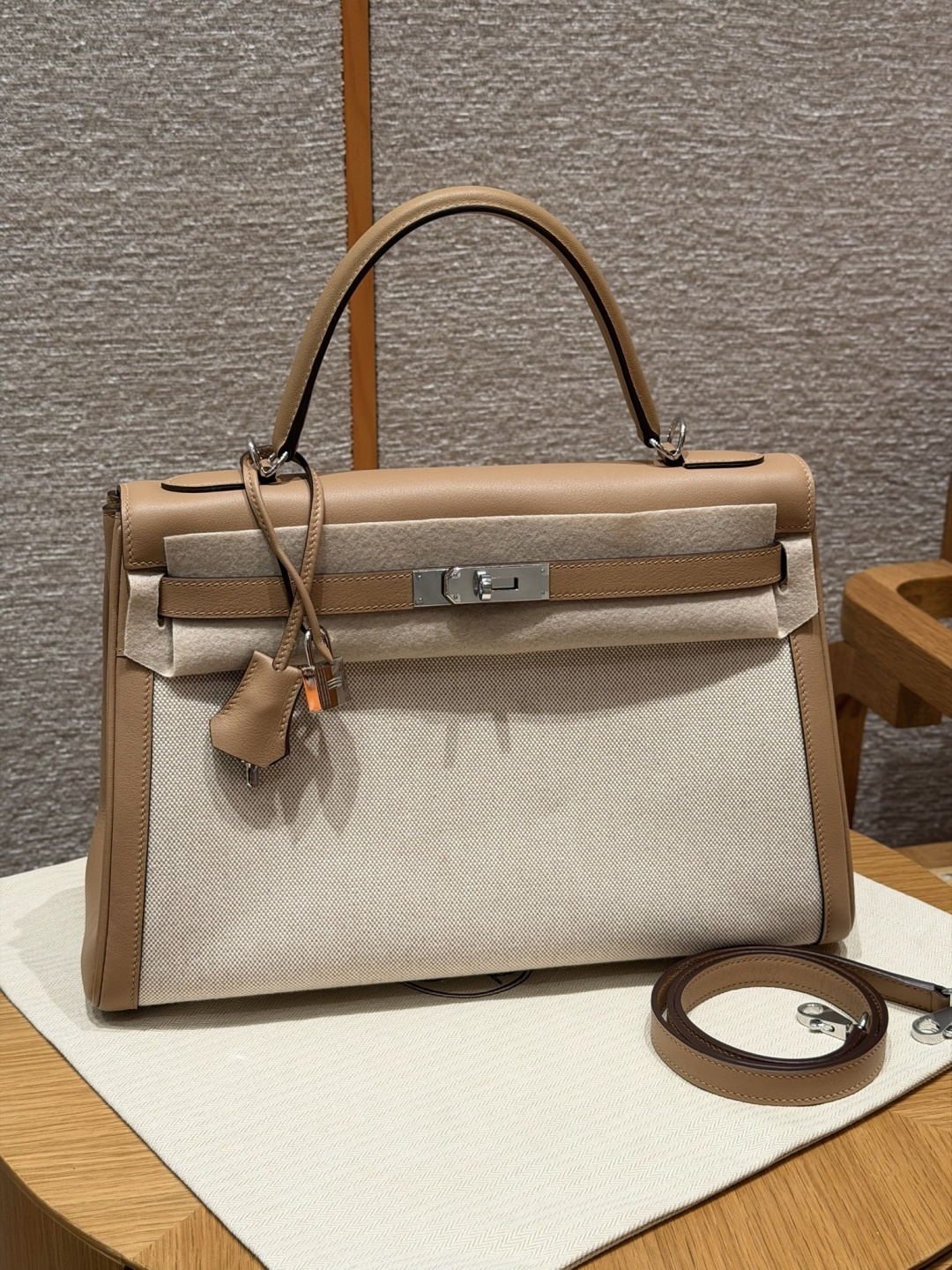 Hermès Kelly 35cm (Chai)