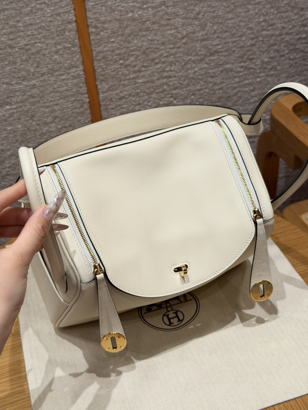 Hermès Lindy 26cm (nata)