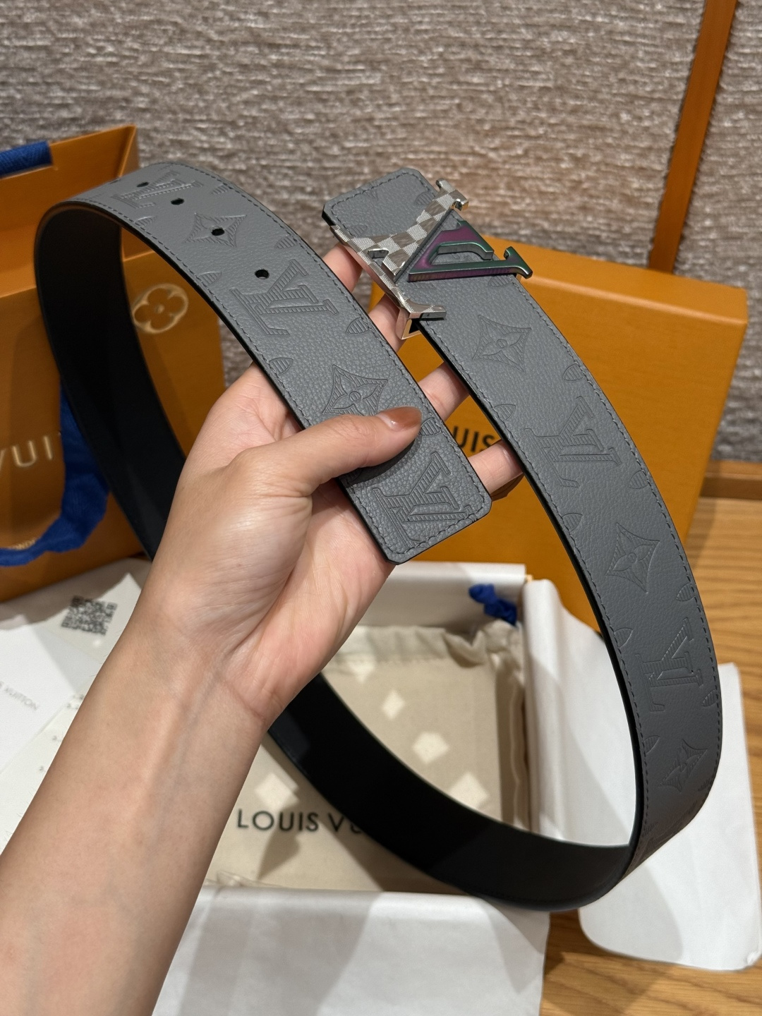 루이비통 피라미드 40mm 리버시블 벨트 상세 이미지 3