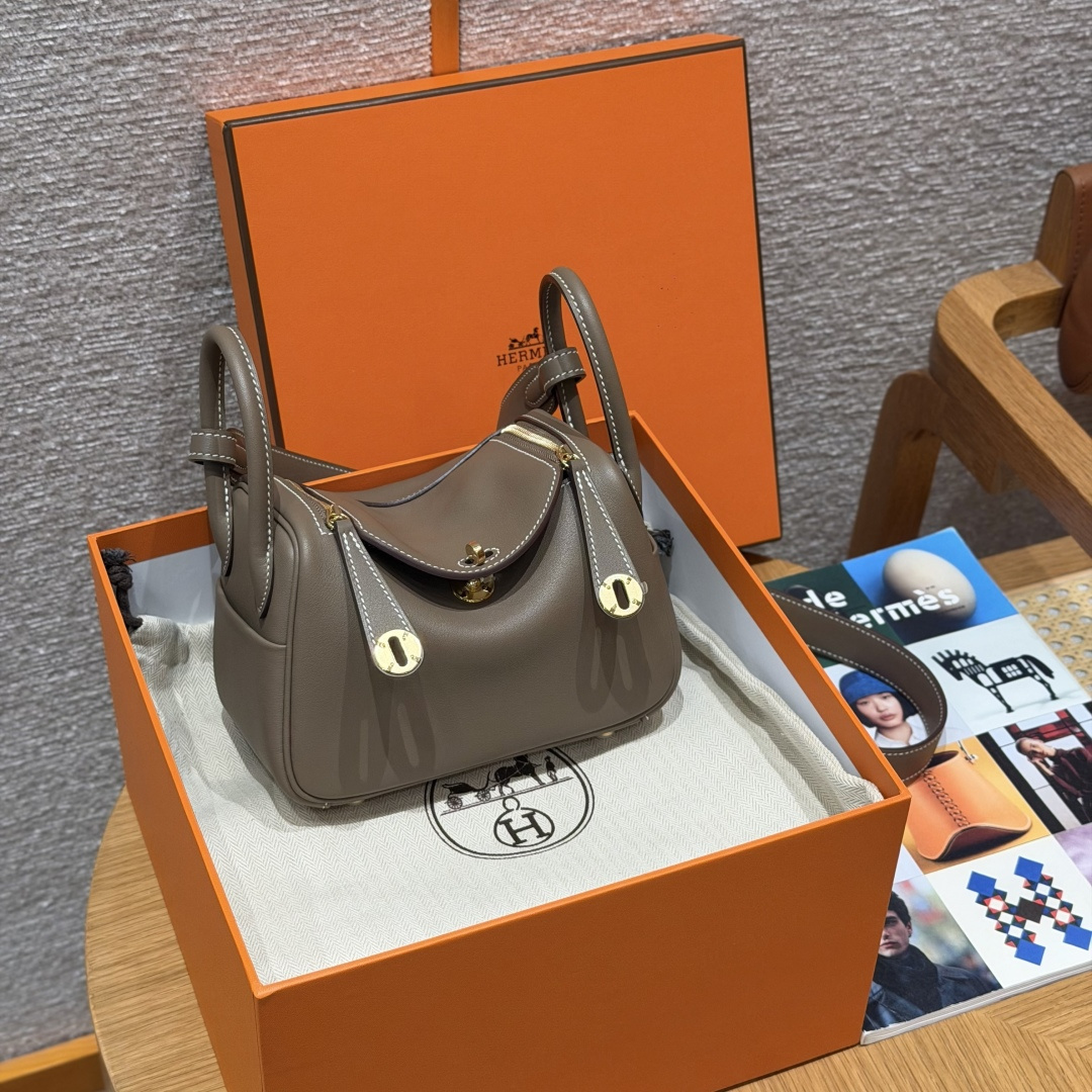 Hermès Mini Lindy 19cm (etoupe)