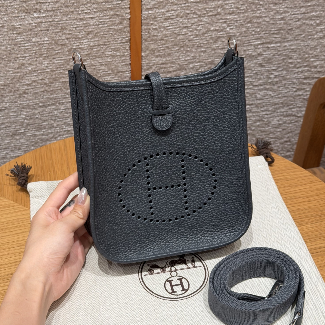 Hermès 16cm (Girs Misty)