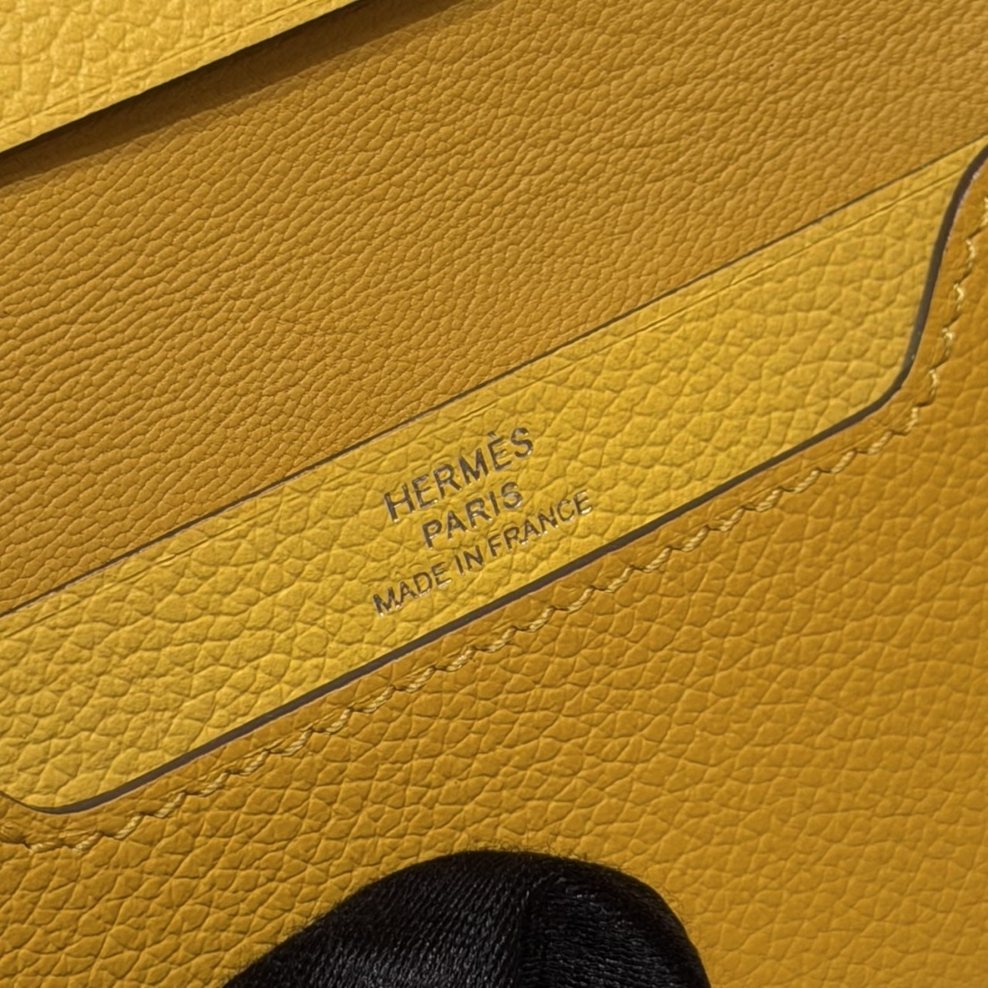 Hermès R.M.S. Card Holder (Jaune ambre)