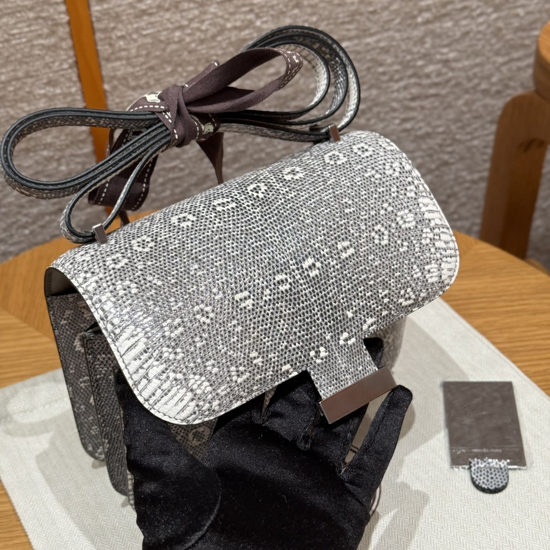 Hermès Constance 19cm (Ombre)