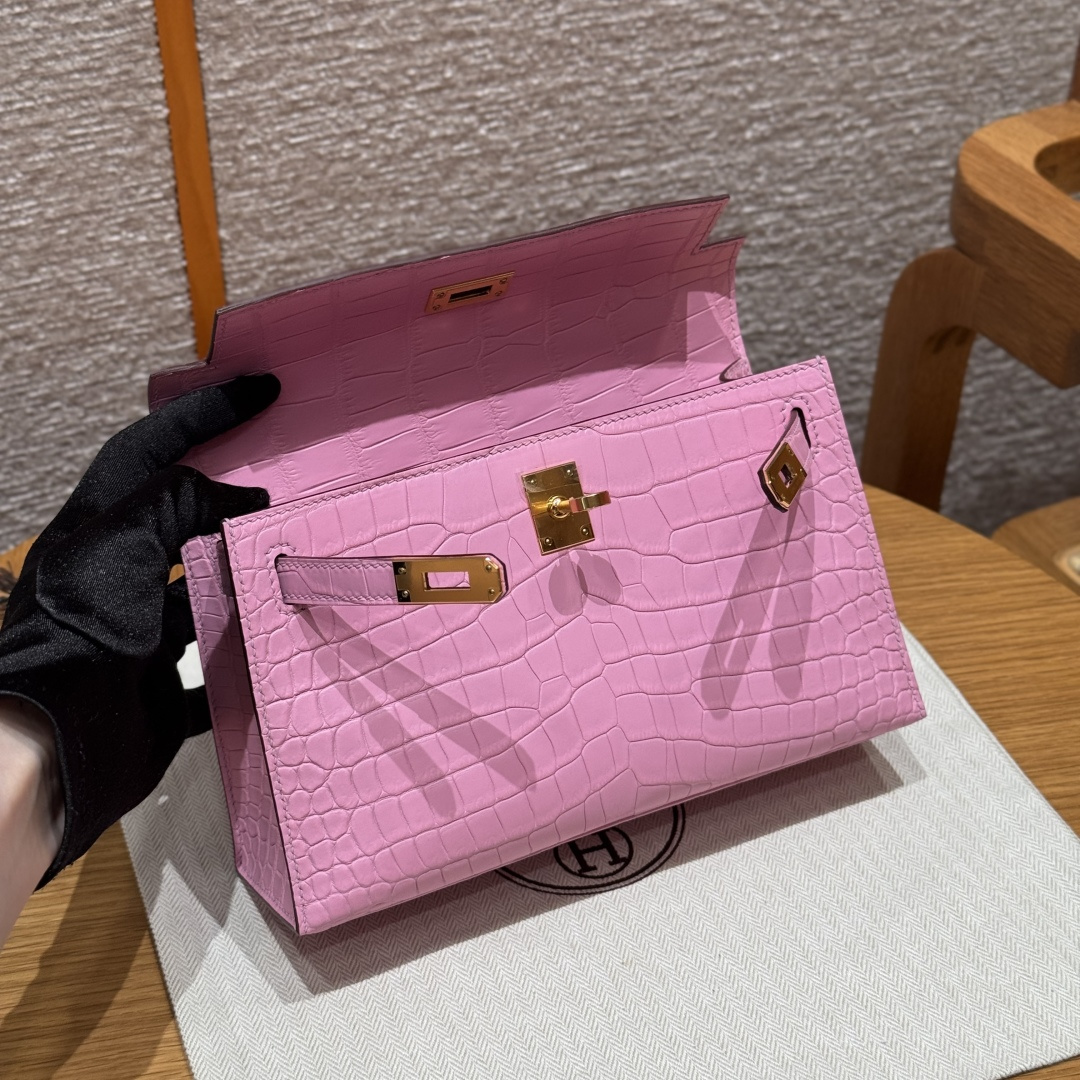 Hermès Kelly Pochette 22cm (Pink)