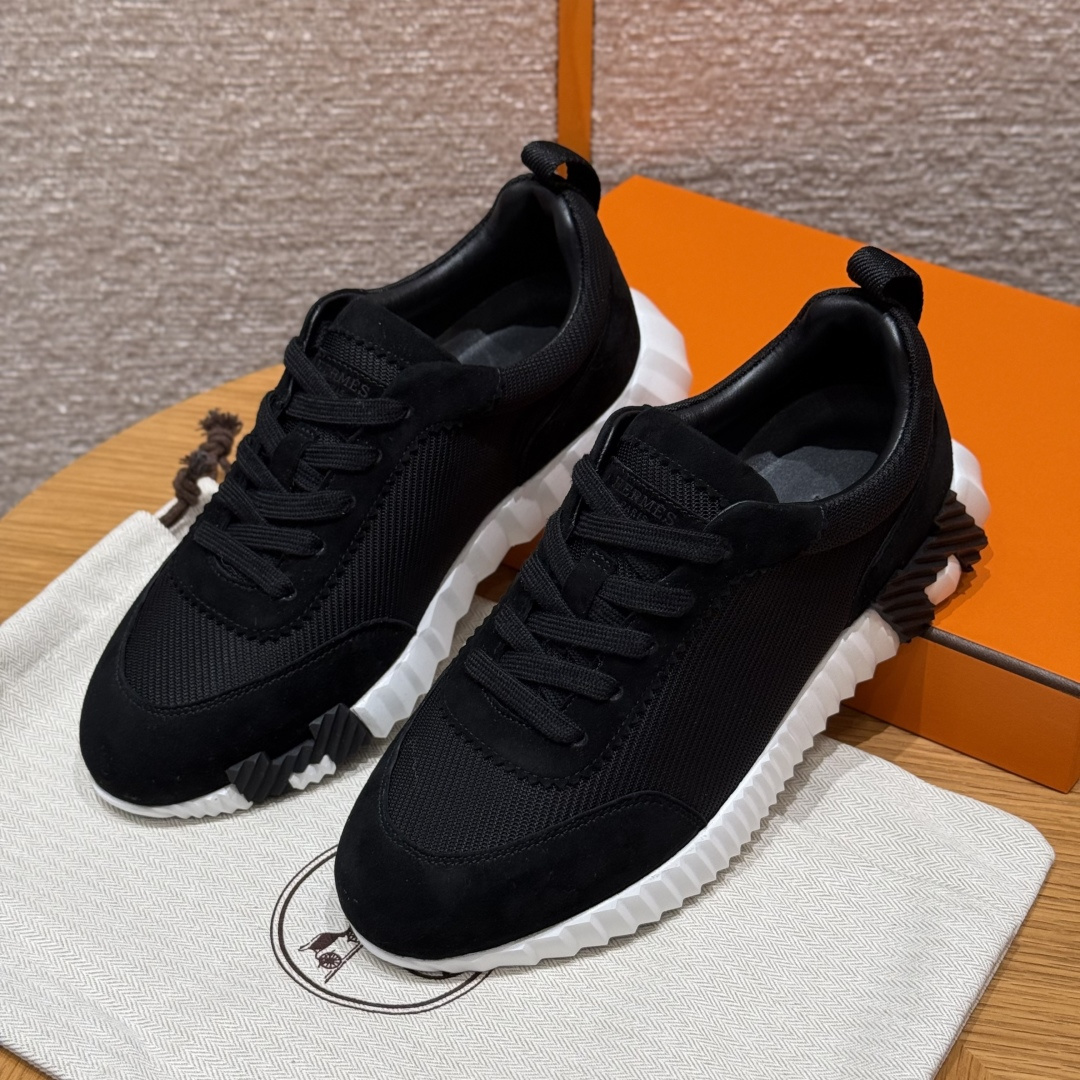 Hermes Bouncing klassiek model volledig vernieuwd dames  klein kalfsleer en suède geitenleer sportschoenen