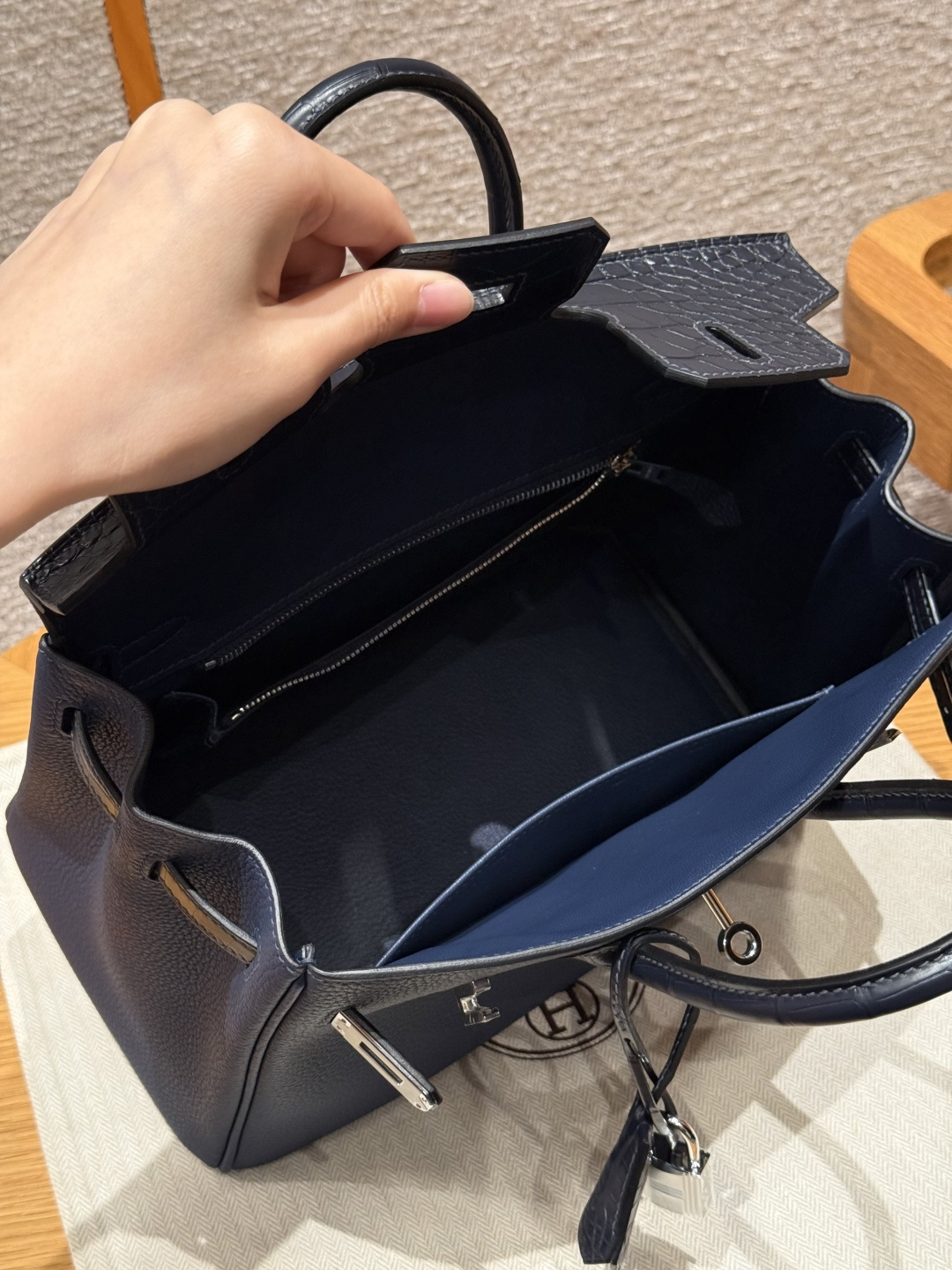 Hermès Birkin 25cm (Blue Saphir)