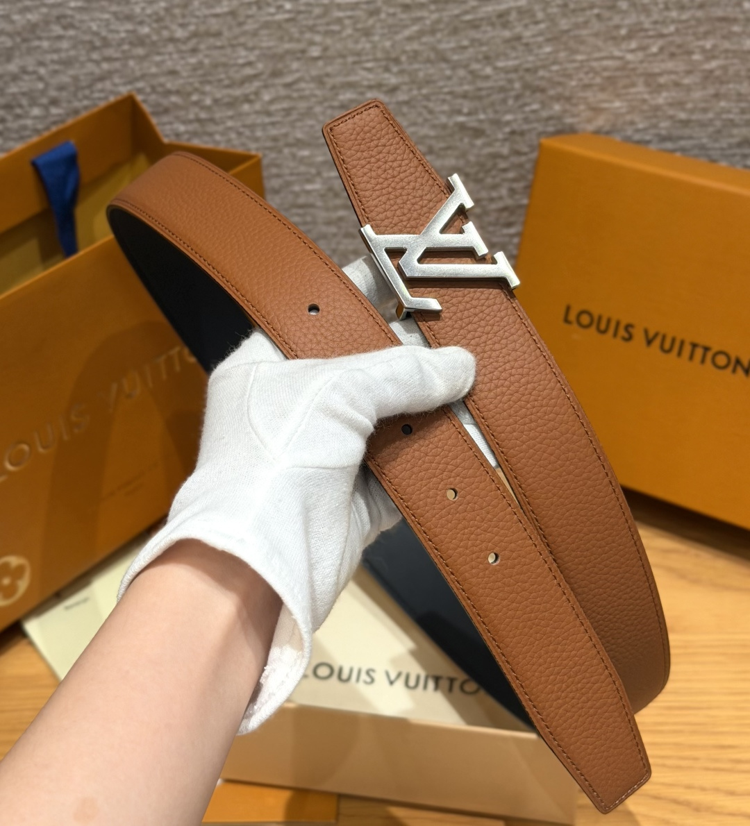 루이비통 헤리티지 35mm 리버서블 벨트 상세 이미지 8