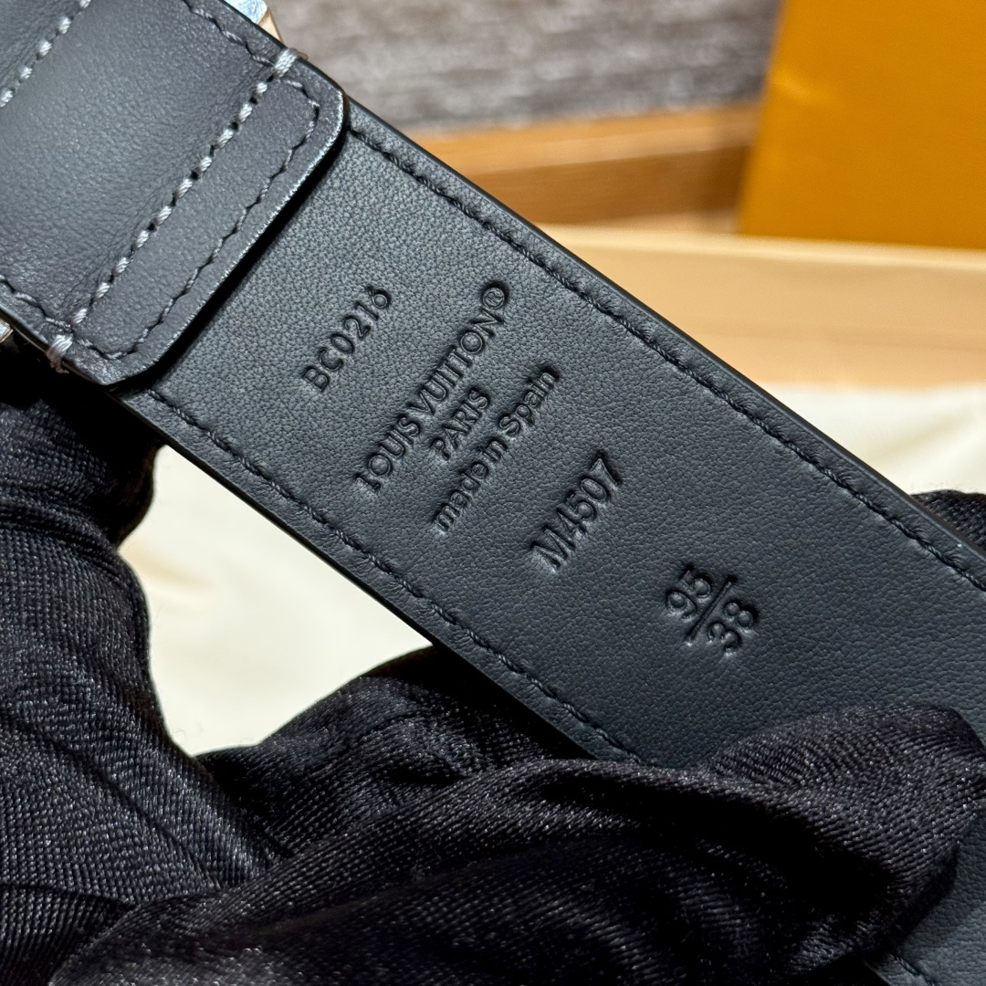 루이비통 폰느프 35mm 소가죽 벨트 상세 이미지 5