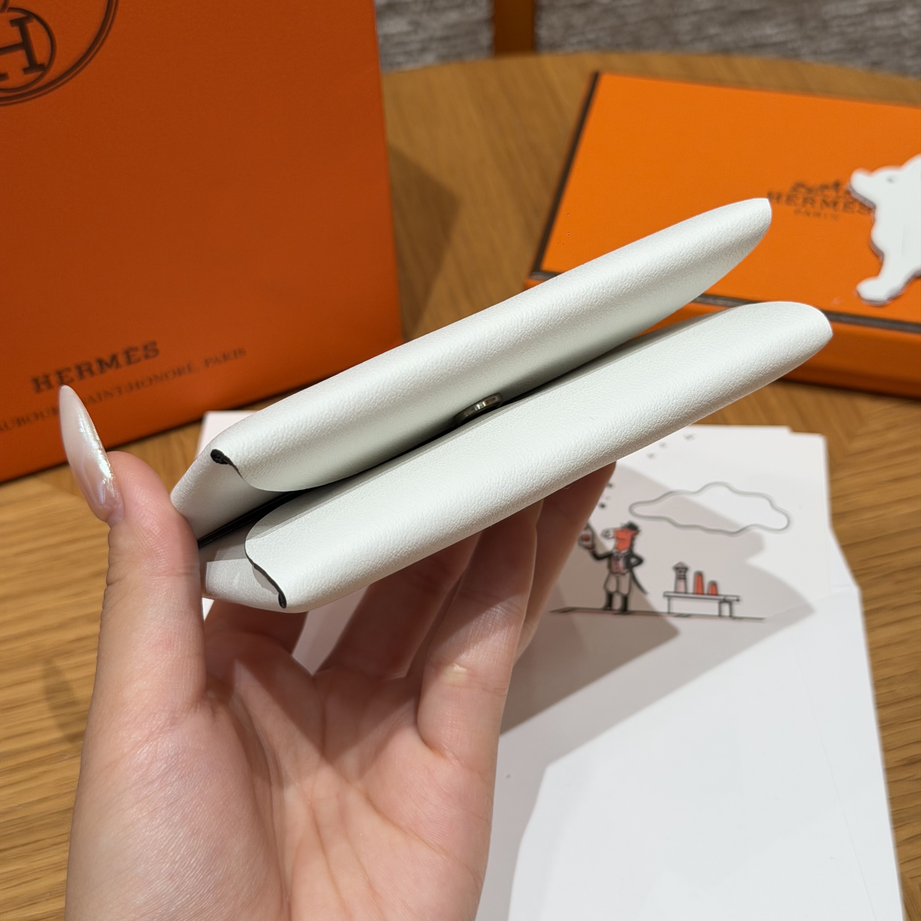 에르메스 지갑 135070 Hermes Wallet 썸네일 이미지