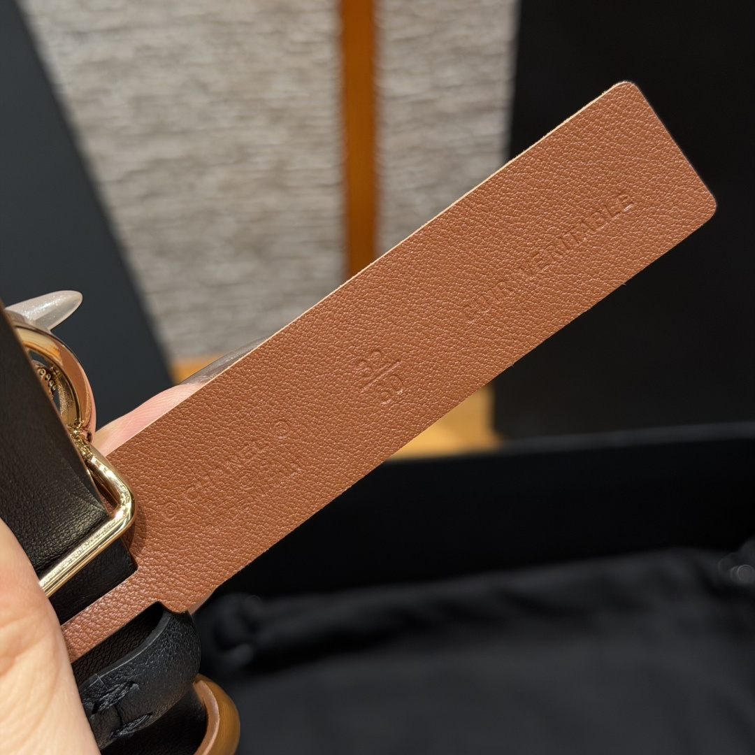 -香家✨双面小牛皮扣腰带系列 Ceinture 30 mm Réversible en Cuir de 
