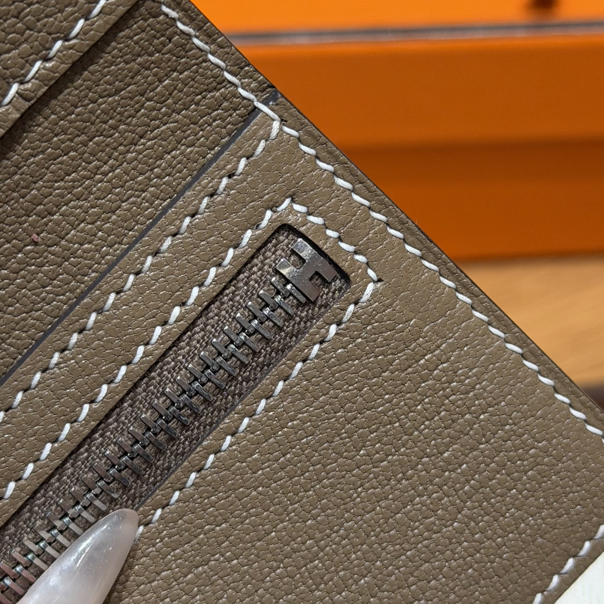 에르메스 지갑 135058 Hermes Wallet 썸네일 이미지