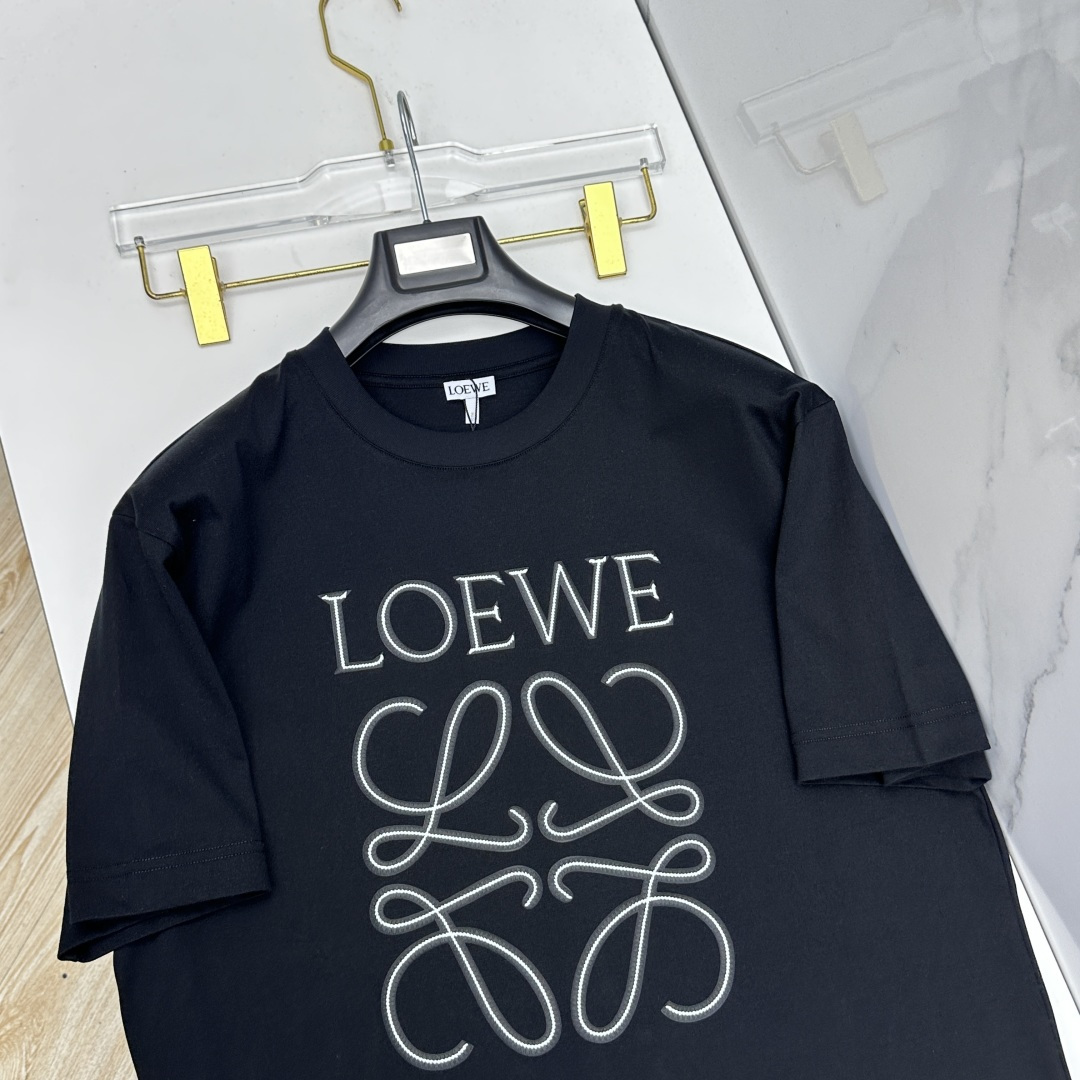 🆕LOEWE罗意威 2026春夏新款短袖 官网同款T恤 双纱纯棉面料 多元化搭配 是眼下时尚前沿的创新趋