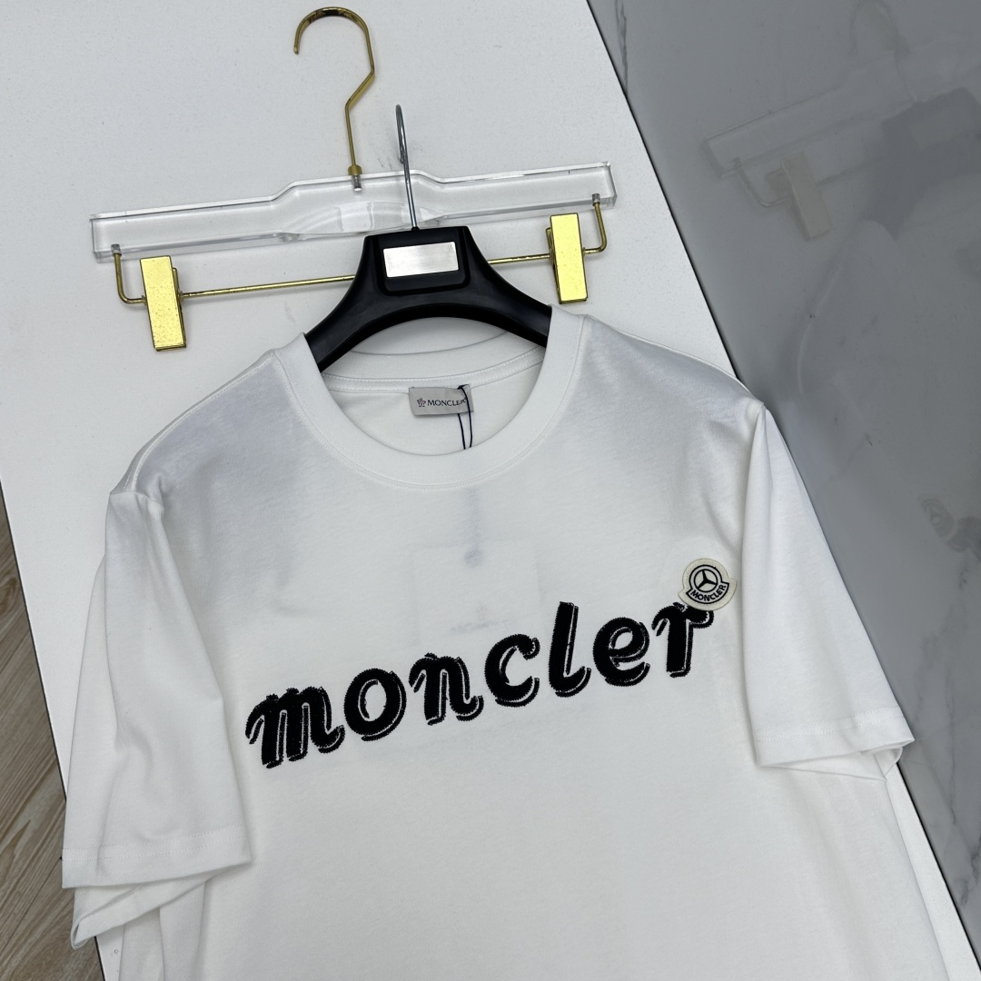 🆕Moncler蒙口 2026春夏新款短袖 官网同款T恤 双纱纯棉面料 多元化搭配 是眼下时尚前沿的创新
