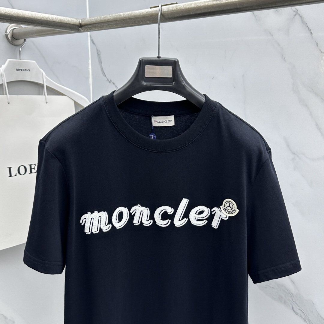 🆕Moncler蒙口 2026春夏新款短袖 官网同款T恤 双纱纯棉面料 多元化搭配 是眼下时尚前沿的创新