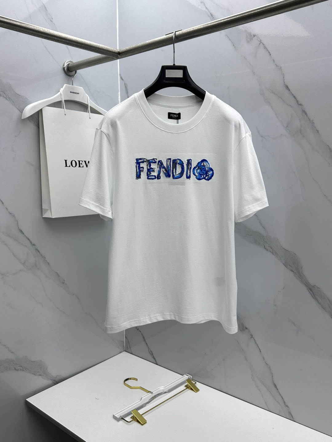🆕Fendi芬迪 2026春夏新款短袖 官网同款T恤 进口云朵棉面料 多元化搭配 是眼下时尚前沿的创新趋