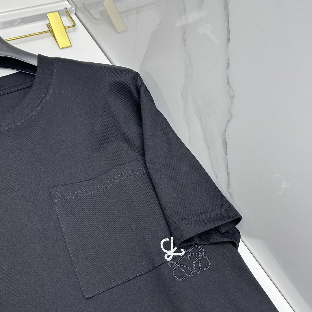 🆕LOEWE罗意威 2026春夏新款短袖 官网同款T恤 进口云朵棉面料 多元化搭配 是眼下时尚前沿的创新
