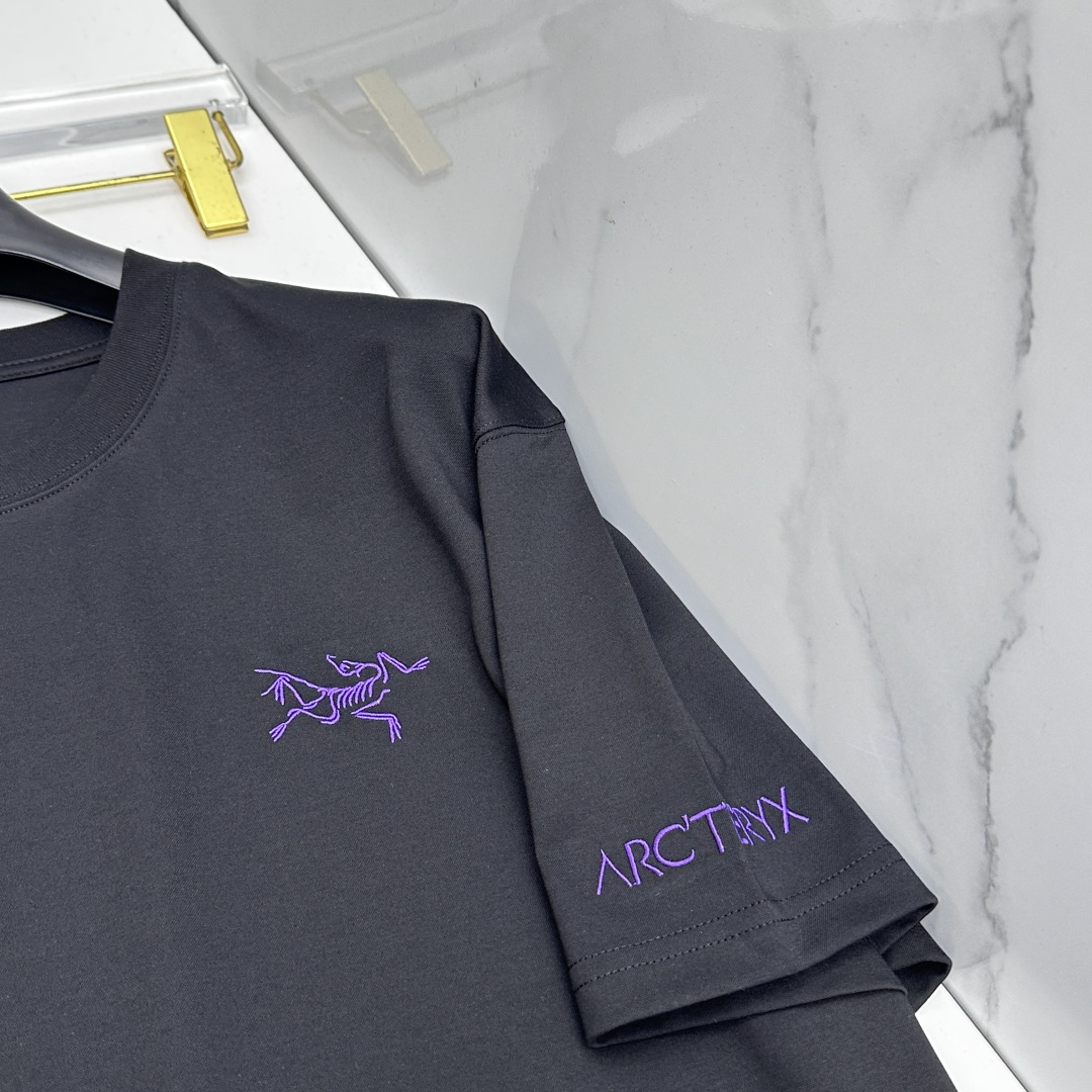 🆕ARCTERYX始祖鸟 春夏新款首发专柜最新款短袖圆领T恤 高端订制 设计前卫时尚！品牌logo工艺设