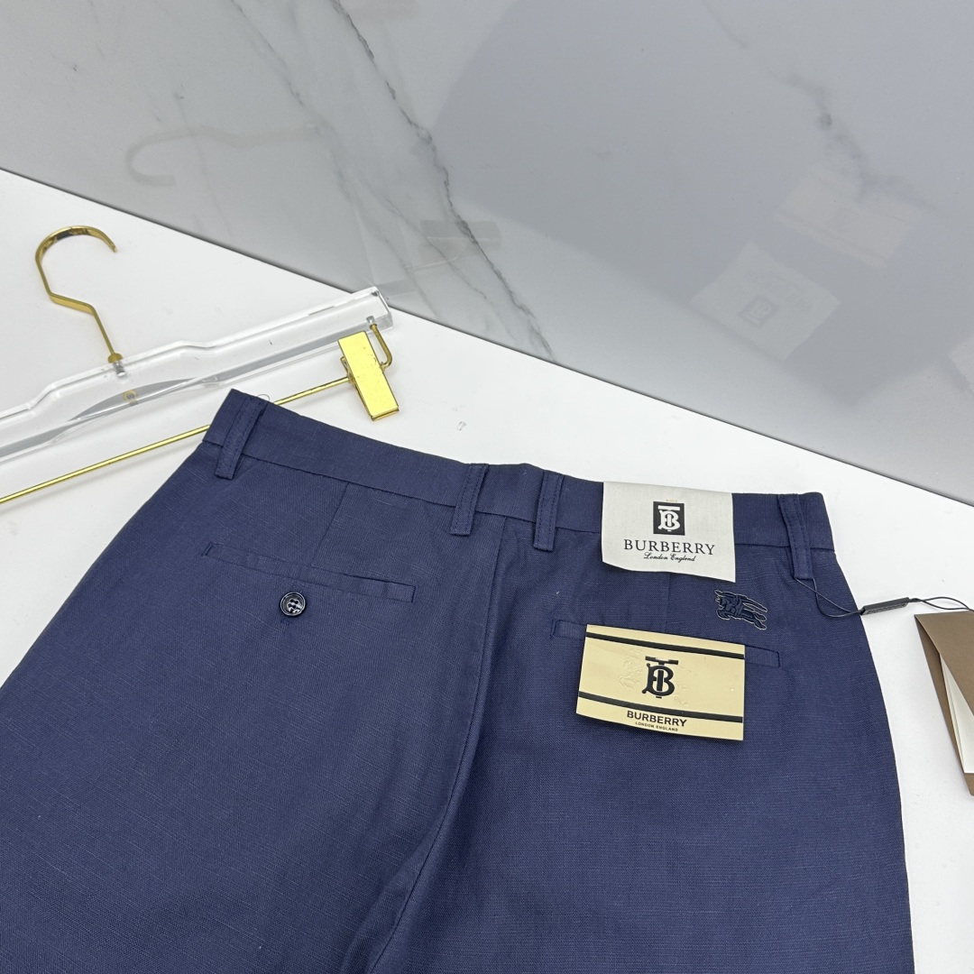 🆕Burberry巴宝莉 春夏新品棉麻休闲西裤，官网同步发售，裤身工艺设计，客供辅料、高定棉麻面料，柔软
