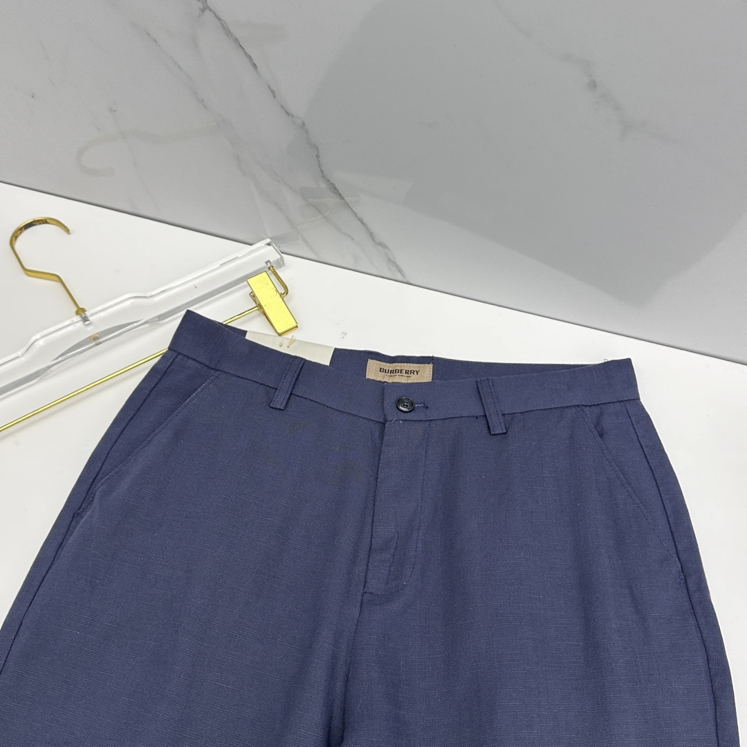 🆕Burberry巴宝莉 春夏新品棉麻休闲西裤，官网同步发售，裤身工艺设计，客供辅料、高定棉麻面料，柔软