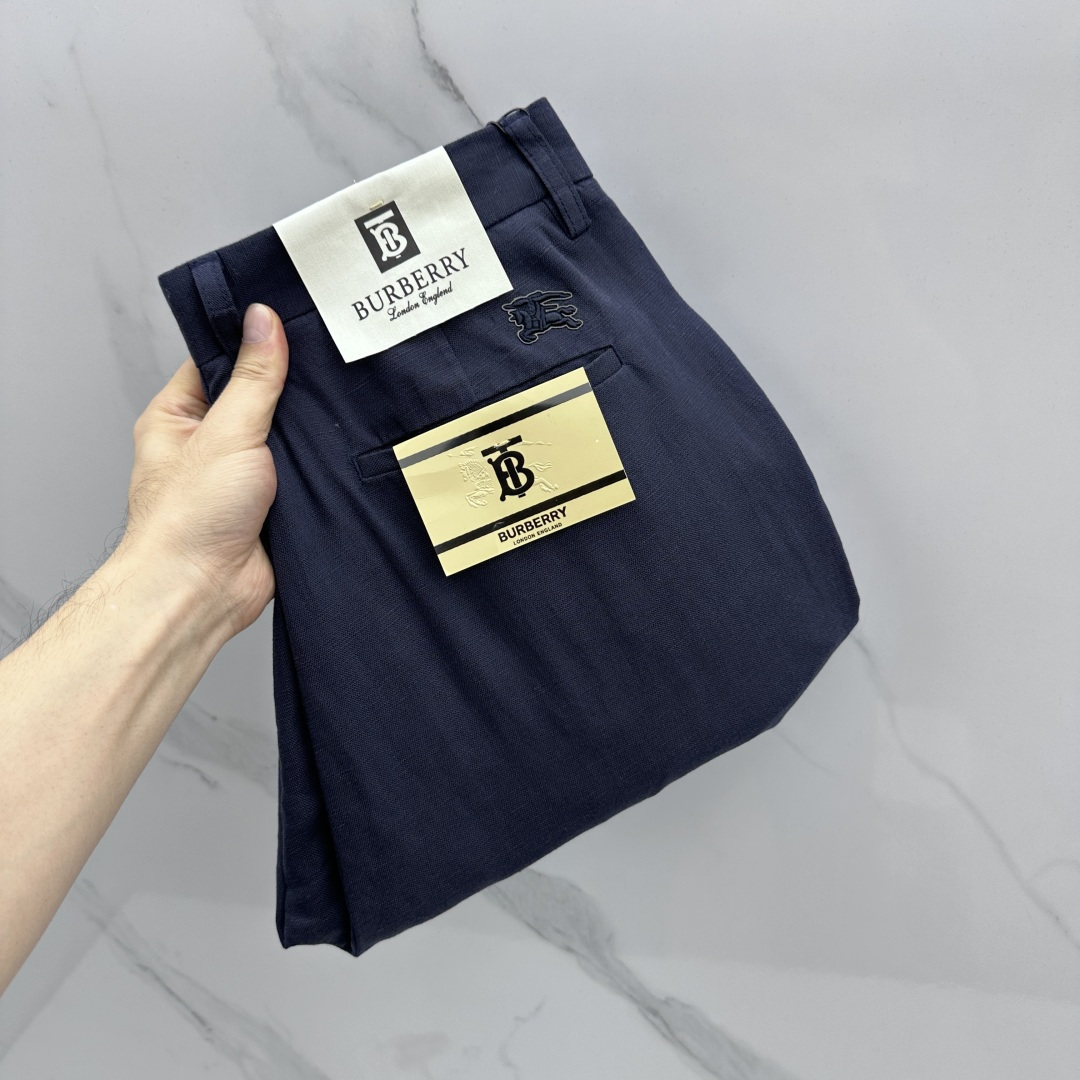 🆕Burberry巴宝莉 春夏新品棉麻休闲西裤，官网同步发售，裤身工艺设计，客供辅料、高定棉麻面料，柔软