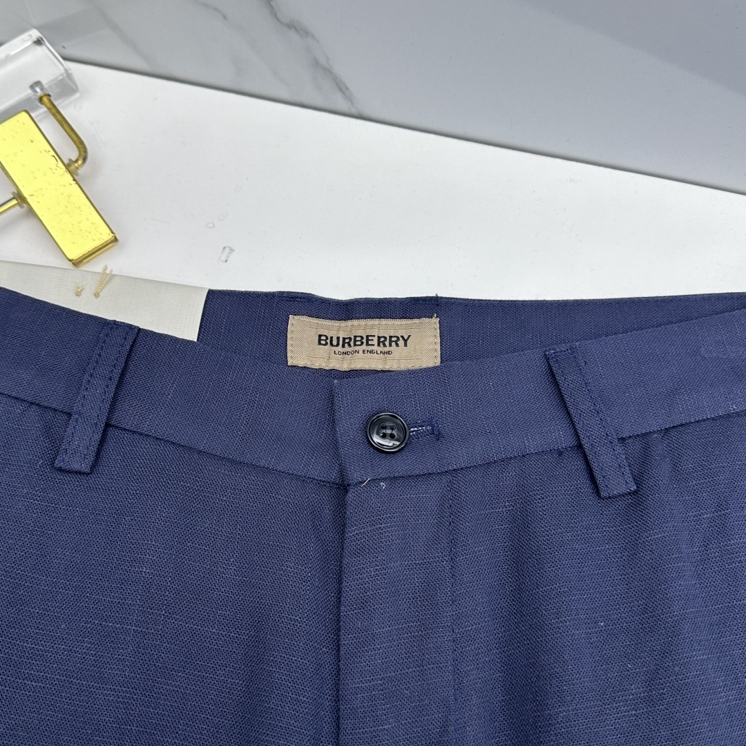 🆕Burberry巴宝莉 春夏新品棉麻休闲西裤，官网同步发售，裤身工艺设计，客供辅料、高定棉麻面料，柔软