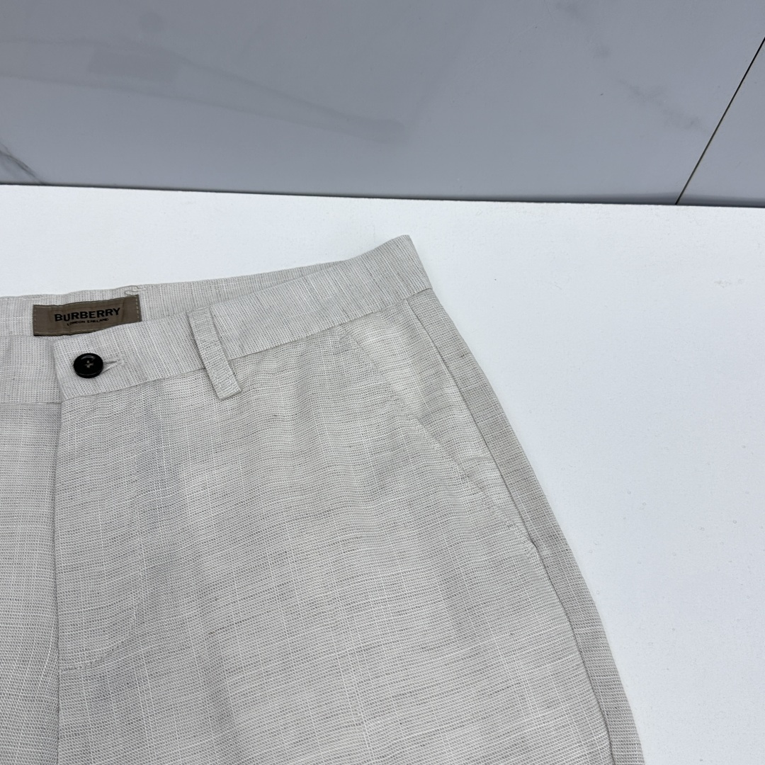 🆕Burberry巴宝莉 春夏新品棉麻休闲西裤，官网同步发售，裤身工艺设计，客供辅料、高定棉麻面料，柔软