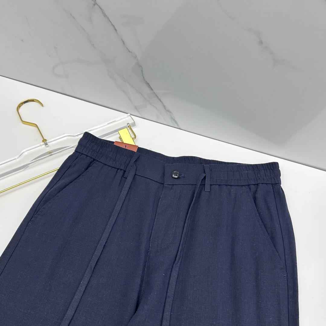 🆕loro Piana 春夏新品棉麻休闲西裤，官网同步发售，裤身工艺设计，客供辅料、高定棉麻面料，柔软丝