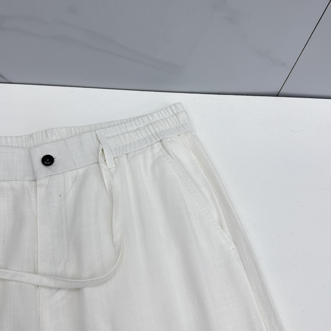🆕loro Piana 春夏新品棉麻休闲西裤，官网同步发售，裤身工艺设计，客供辅料、高定棉麻面料，柔软丝